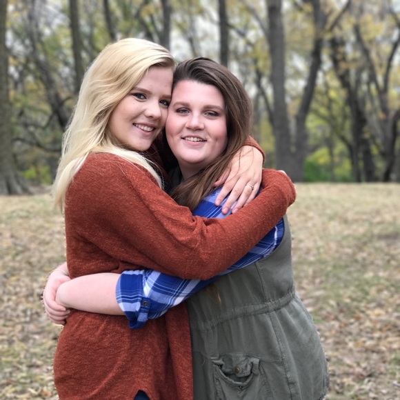 Meet your Posher, Megan - Picture 1 of 1